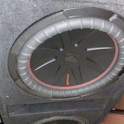 Selling My Kicker Comp R Dual 