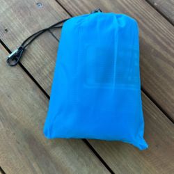 Beach Blanket Sandproof Waterproof, Beach Essentials Extra Large Beach Mat, 79" X 55" Oversized Durable Outdoor Picnic Mat Storage Bag for 1-4 Adults,