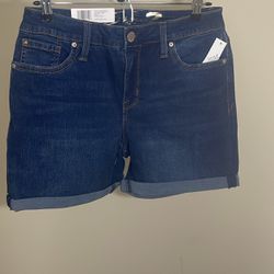 (contact info removed)7 WEEKEND SHORT MY3324R0 DANA Size 6