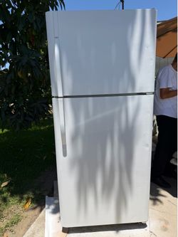 Kenmore White Fridge
