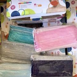 50 Count Disposable face masks