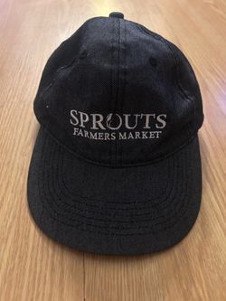 Sprouts Farmer Market uniform lot size small