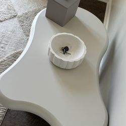 Modern Cloud Coffee Table 