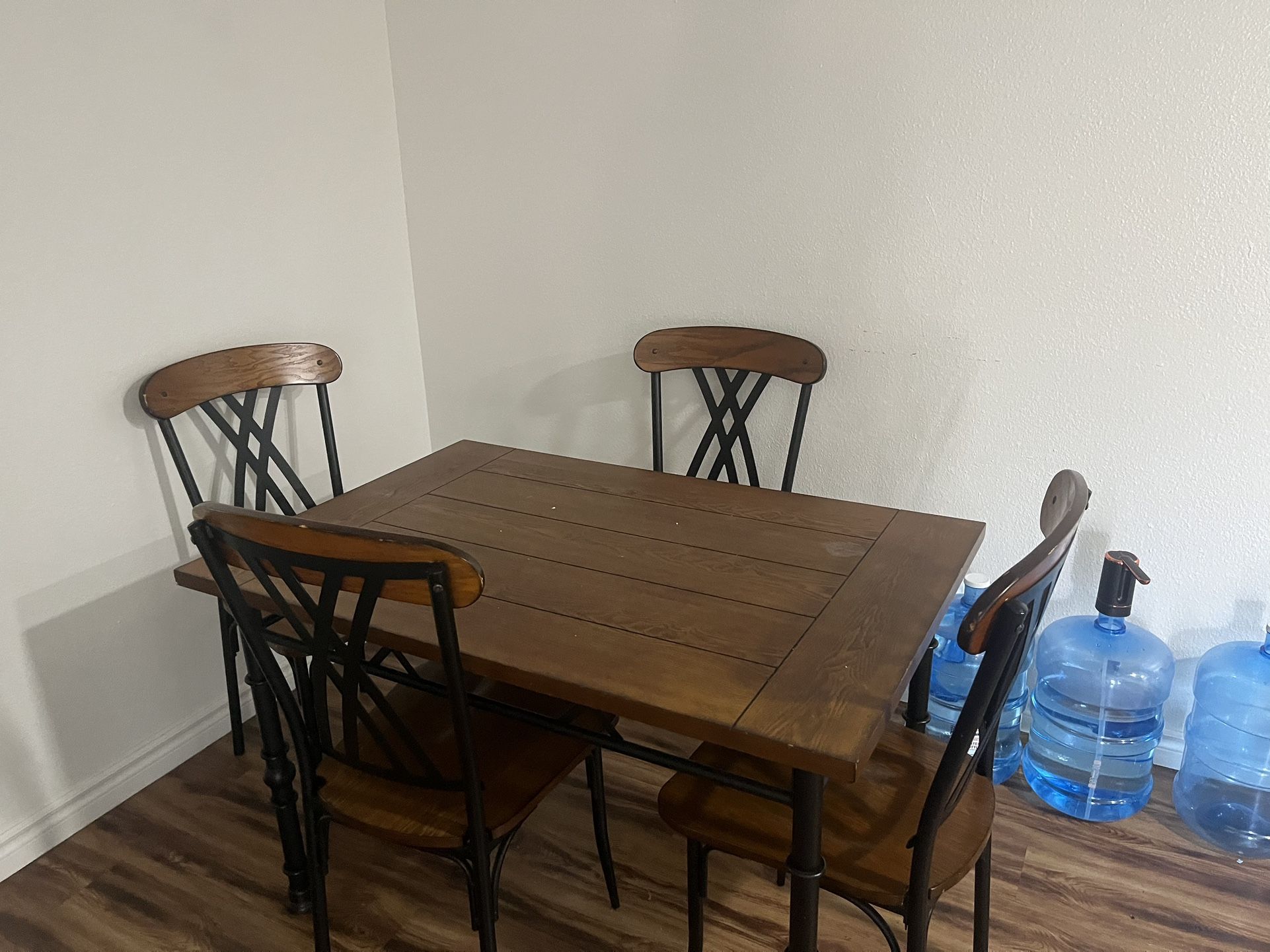 Free Table