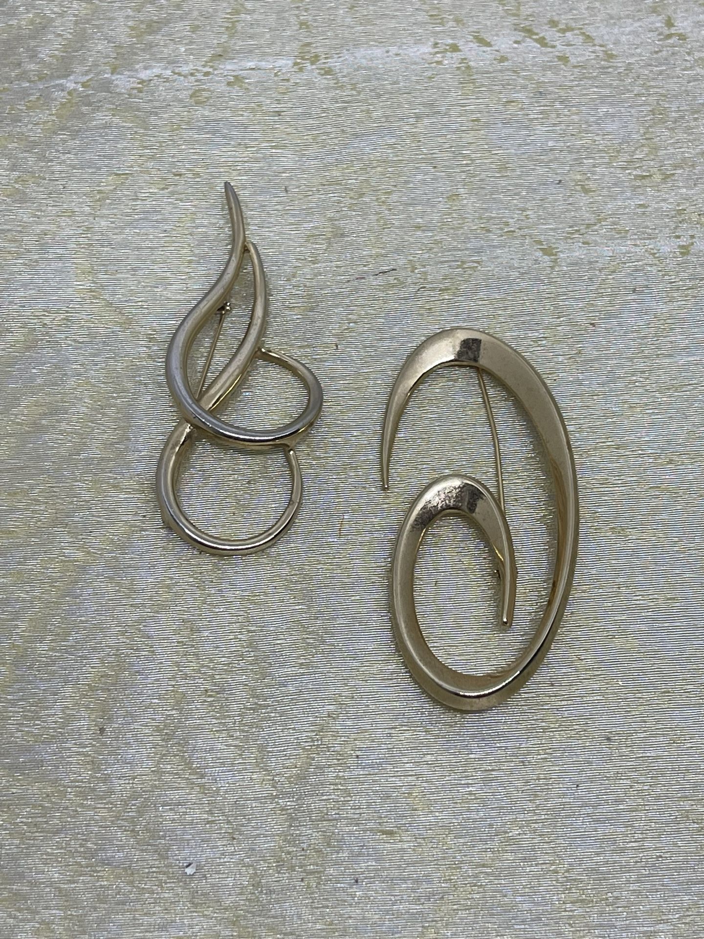 Set Of 2 Pin Brooch