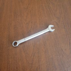 Vintage Craftsman 11/16" Combination Wrench Vintage VV 44698 Made in 
USA. Pre-owned, good shape. Please see photos for details.
weight 7 oz plus ship