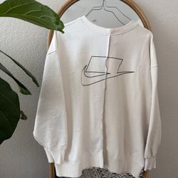 Nike Sweater Large 