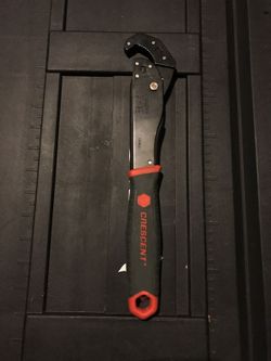 12 in. Self-Adjusting Pipe Wrench