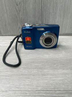 Kodak EasyShare C182 12MP Digital Camera Blue As-Is (A1D029704)