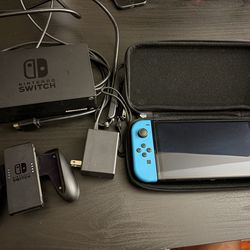 Nintendo Switch OLED Complete Set – Excellent Condition