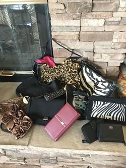 Fun handbags purse and wallets