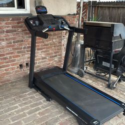 Horizon T101 Treadmill