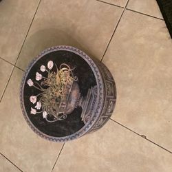 Large Vintage Hat Box