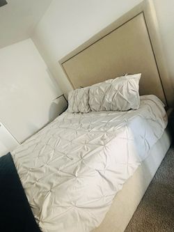 King Bed Frame & Matress