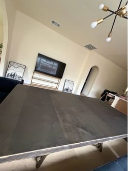 7ft Dining table