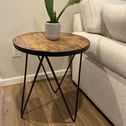 Solid Wood End Table 