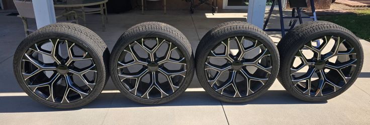 24" SnowFlake Rims and tires