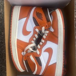 Jordan 1 Size 8.5 W
