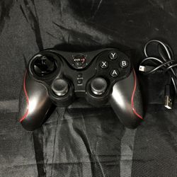 EVO VR MIC-CG010-101 Witeless Bluetooth Remote (works with VR headsets and phone)