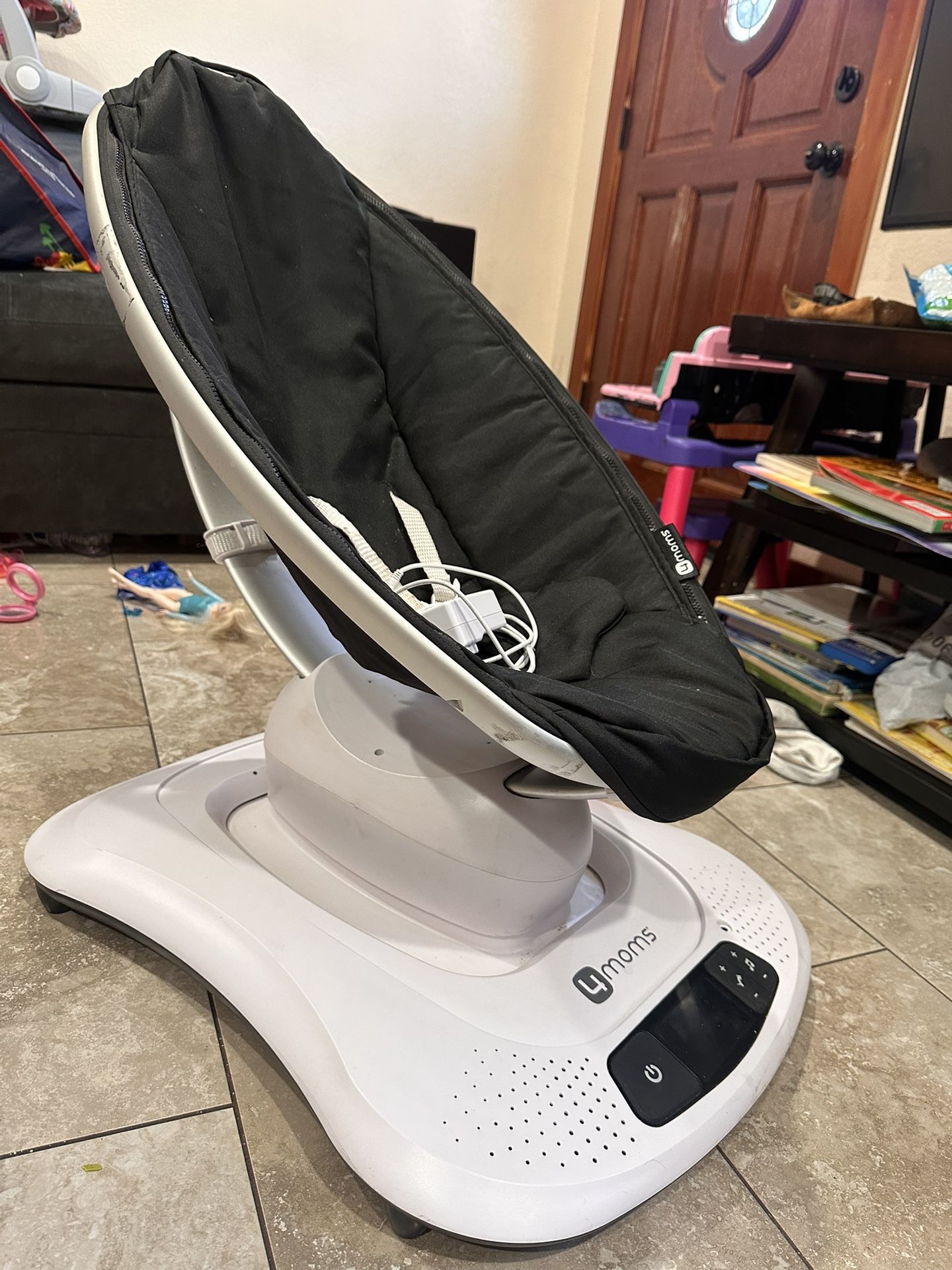 4 Moms Mamaroo
