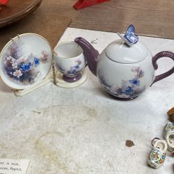 Vintage Teapot Cup Set