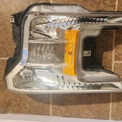 Left Headlight 2019 Ford F150 Halogen OEM