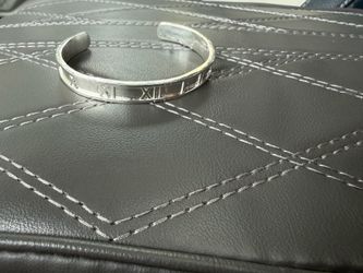 Sterling silver Roman numro bangle