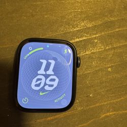 Apple Watch Series 8