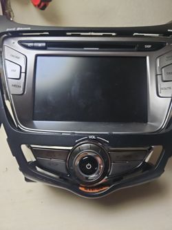 Hyundai GPS Navigation System Head Unit