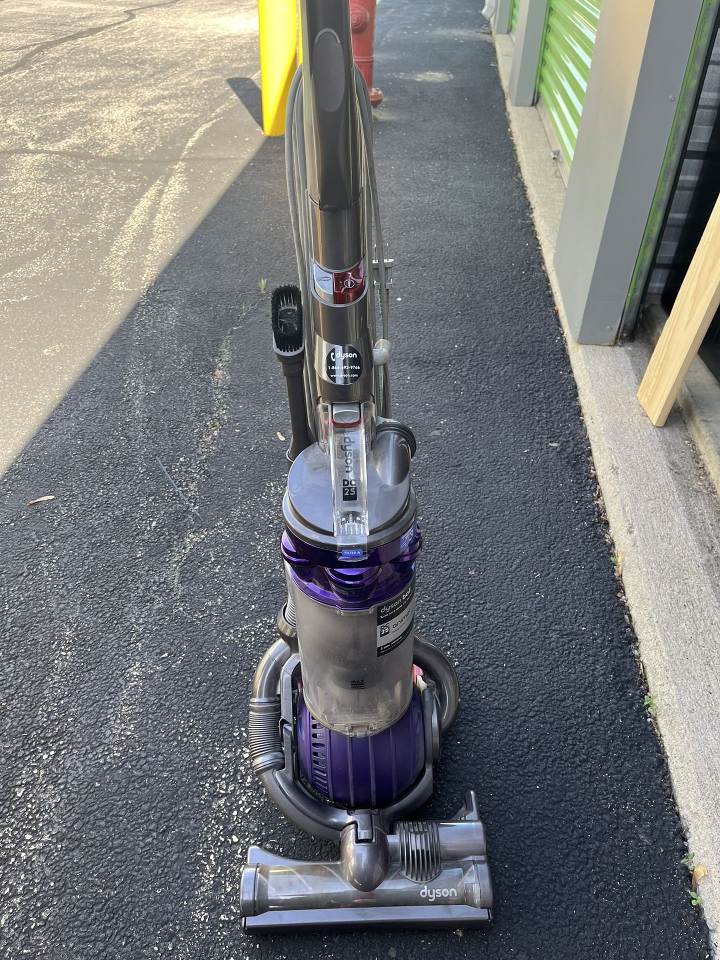 Dyson Vacuum Cleaner