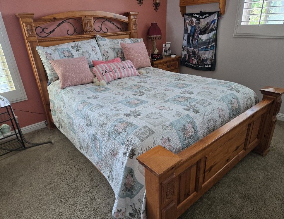 Queen Bedroom Set