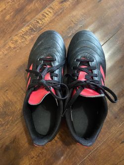 Adidas Soccer Cleats Size 3.5 Youth