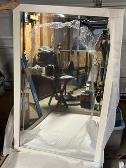 Large mirror - Still In Box