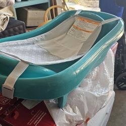 Baby Bath With Infant Hammock