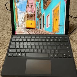 Microsoft Surface Pro 7 – i5 / 8GB / 256GB SSD – w/ Keyboard + Charger