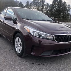 2017 KIA FORTE LX LOW MILES !!!!!!!
