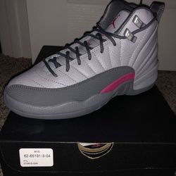 Jordan 12 Retro Wolf Grey Vivid Pink (GS)