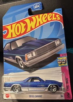 Hot Wheels Lot of 8 – New on Card