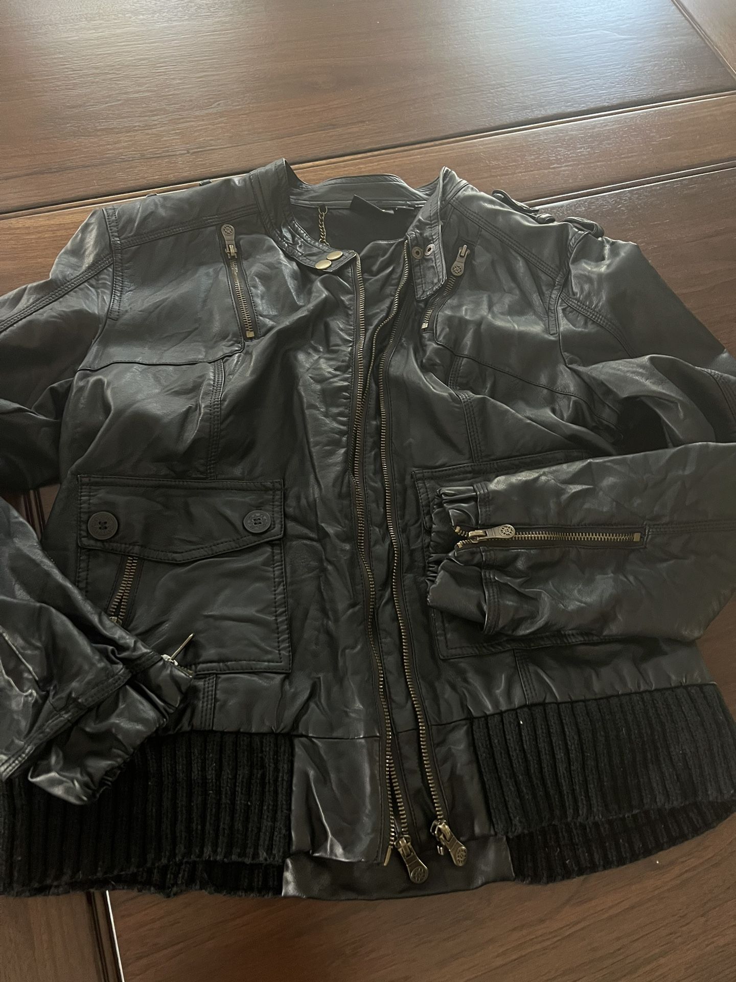 Bomber jacket