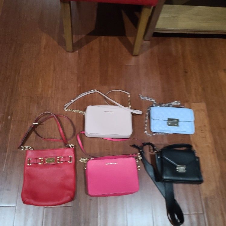 MICHAEL KORS CROSSBODY BAGS