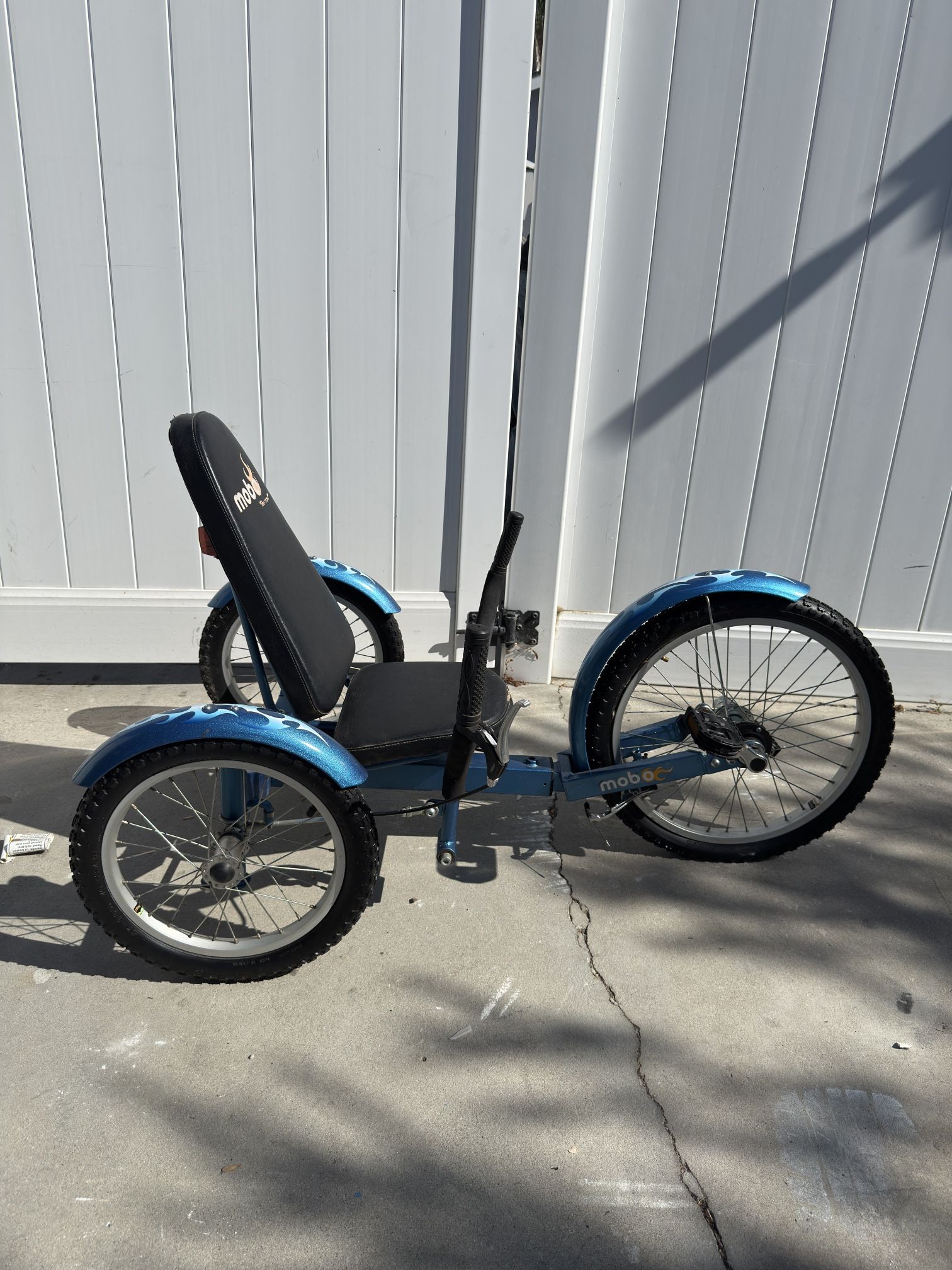 Mobo Triton Pro Adult Tricycle for Men Beach Cruiser