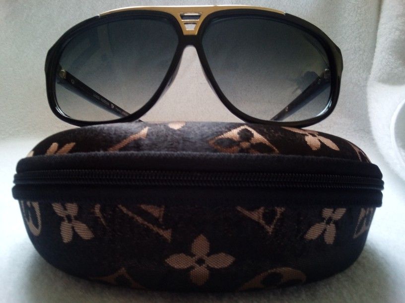 Louis Vuitton Evidence Sunglasses