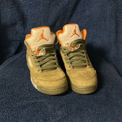 Jordan’s Size 5.5Y-Green