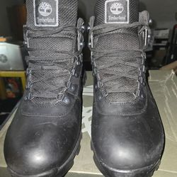 Black size 13 timberlands