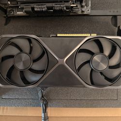 Nvidia 5070 GPU graphics Card - Founders Edition - Like New