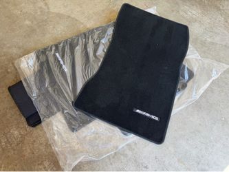 Brand New OEM Mercedes GLB250 AMG Floor Mats - Full Set (Never Used)