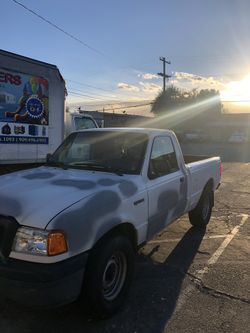 05 Ford Ranger. Clean title.