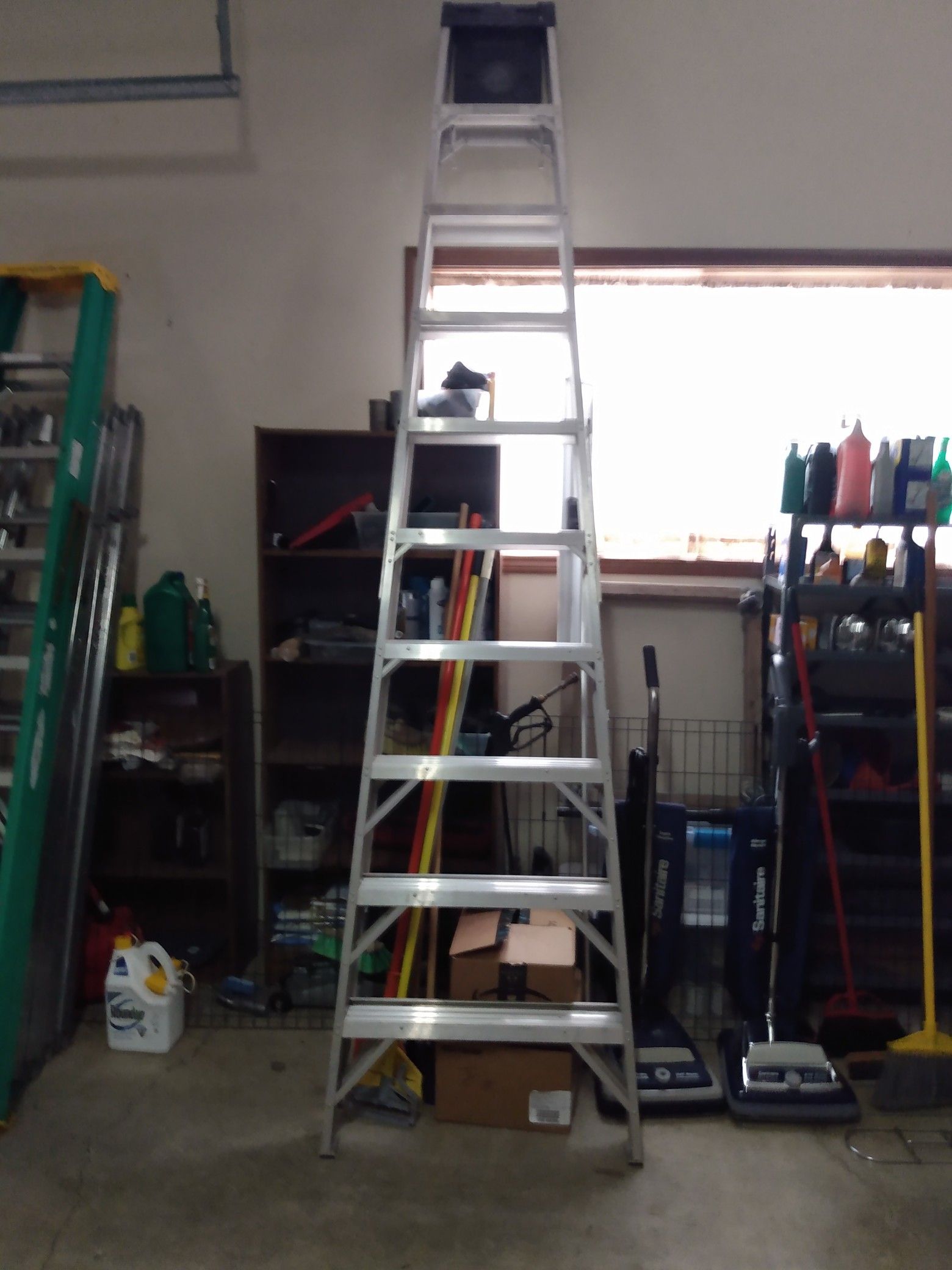 10 ft step ladder