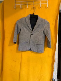 Boys clothes .