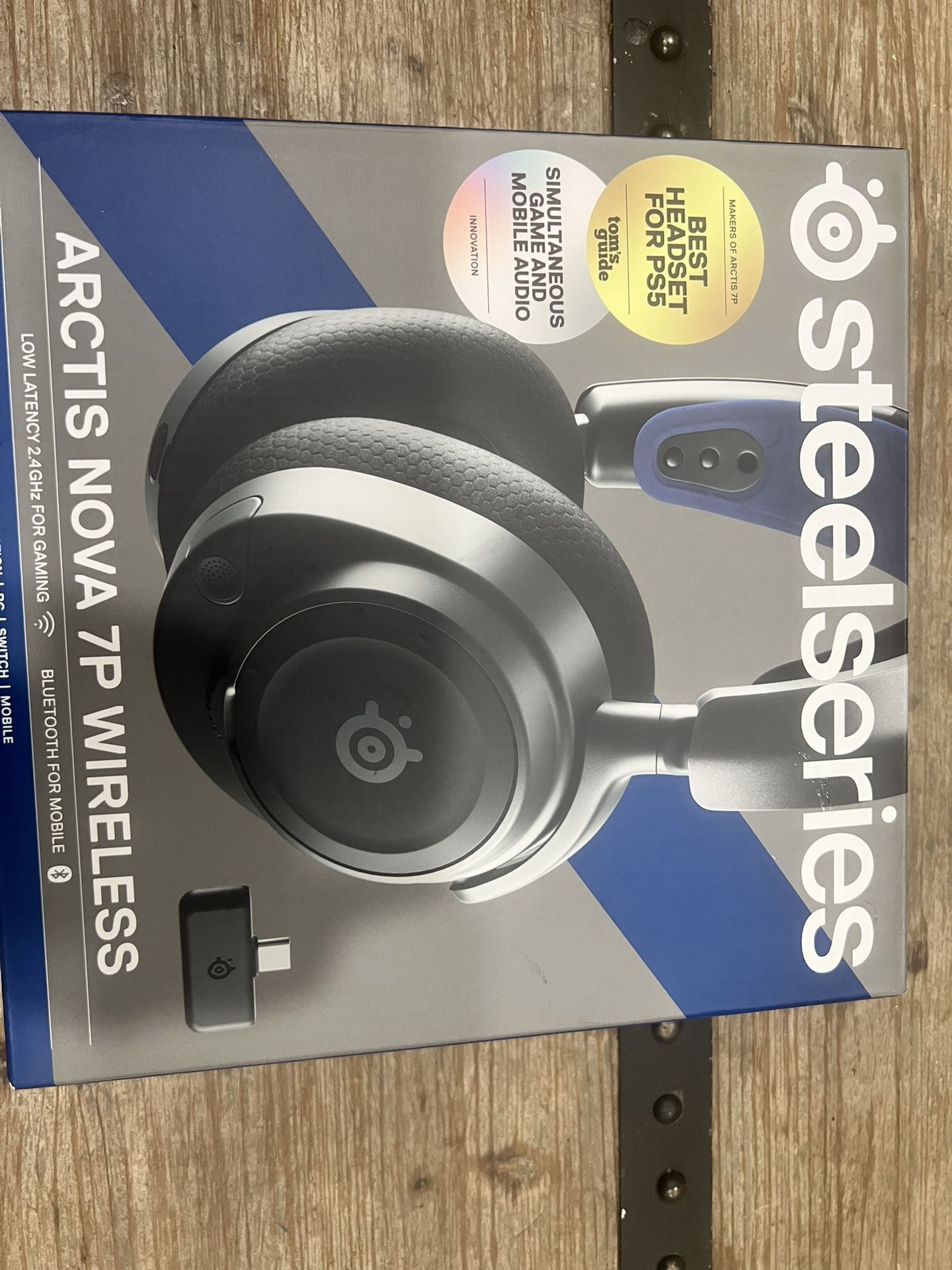 NEW  Steelseries Arctic Nova 7P Wireless (Bluetooth)Gaming Headset 